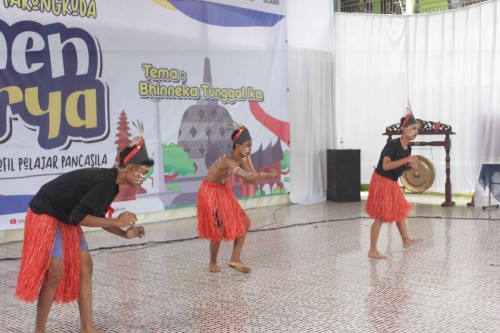 d605e2fd1c5fa6ea7a35d689b318b773.jpg