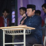 15a86dfbe9d7ac43ce124d0405c6d2c8