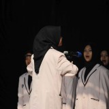 87043086ef351867c1e849285a73bc3f