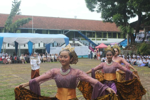6729b271fe61d52cd509e5320aaee0ed.jpg