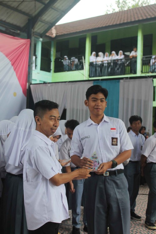 bc9ece7c3256c6271f8332f1dcfda106.jpg