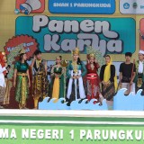 6ab355bcc936763cbaab98683bf26cb6